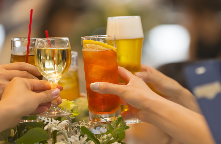 楽しく恋活できる飲み会を開いております | 大阪で婚活パーティーならリーズナブルな価格で参加できるラフ婚